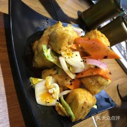 武汉美食探秘 大兄弟烧烤集团凉拌豆腐泡口味与用户评价