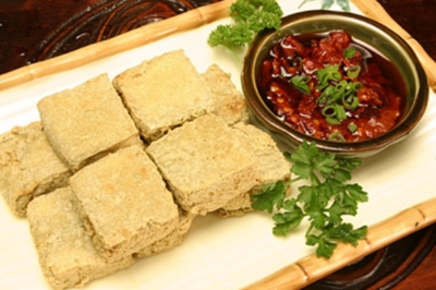 豆香斋臭豆腐 臭名远扬，香飘四溢的豆腐传奇